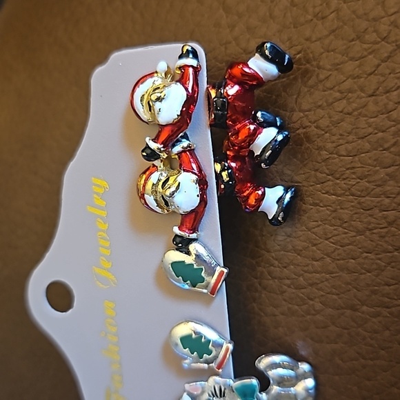 Vintage 1980s Christmas Santa Jacket Movable Kitty Mitten Post Earrings Brooch - Picture 4 of 8